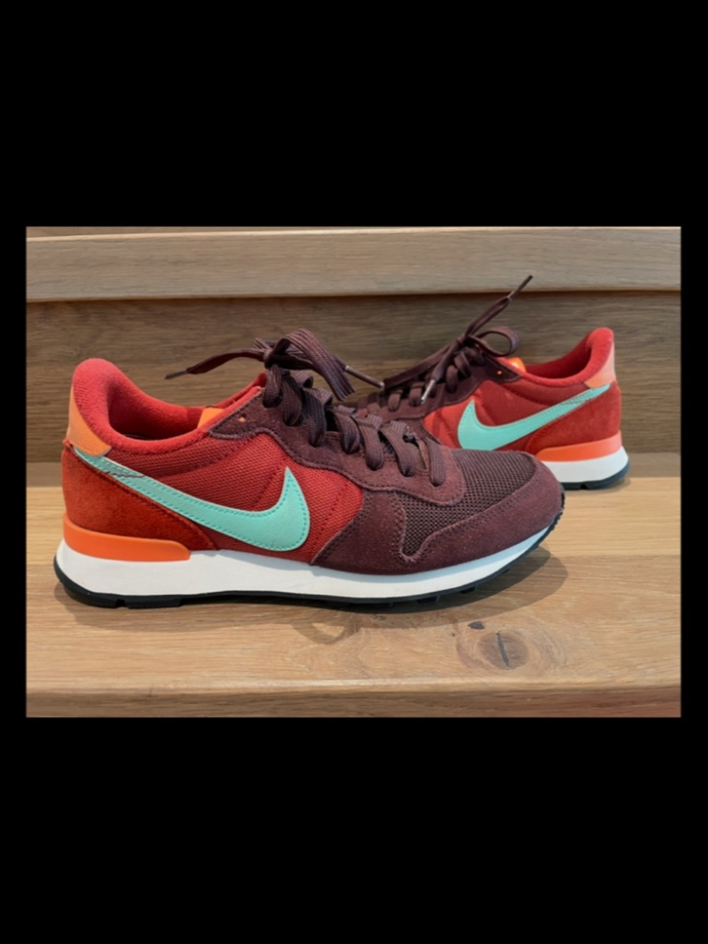 Nike Internationalist Shoes - Size 6